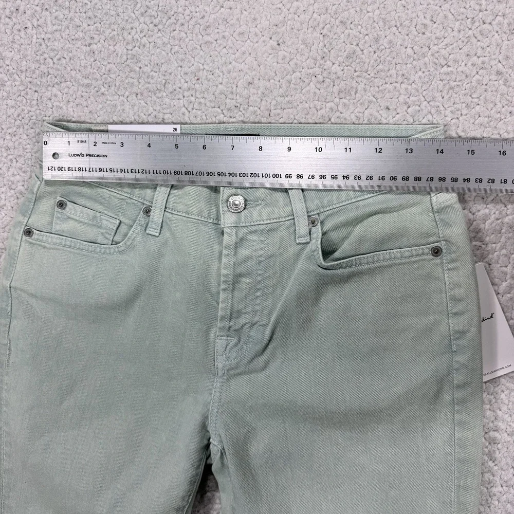 7 For All Mankind Josefina Boyfriend Jeans Womens 26 (28x24.5) Mint Minimalist